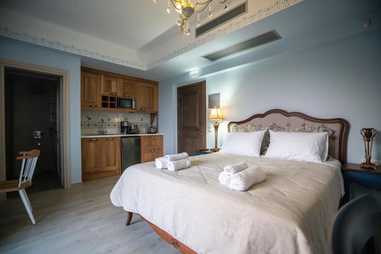 Elysium Living Parga Aparthotel ภายนอก รูปภาพ