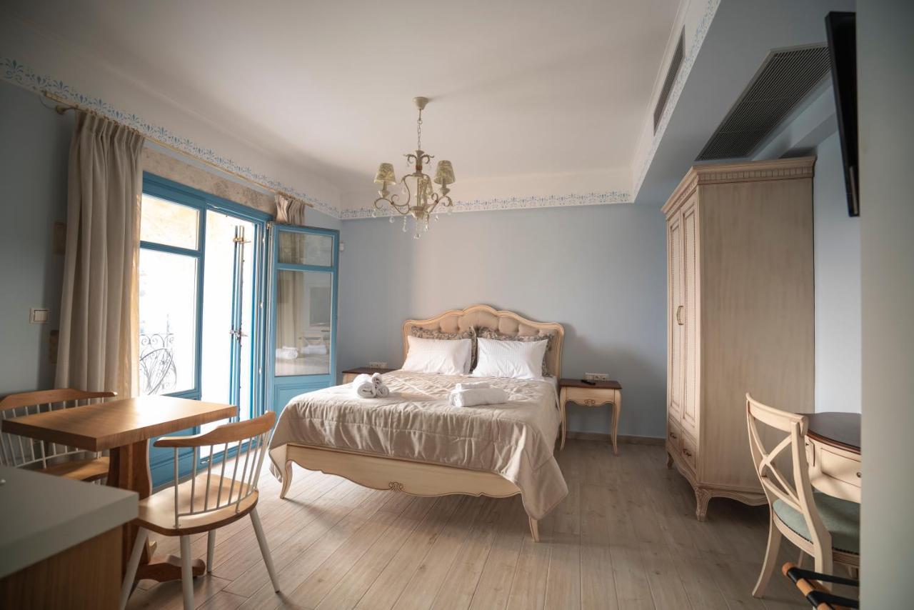 Elysium Living Parga Aparthotel ภายนอก รูปภาพ